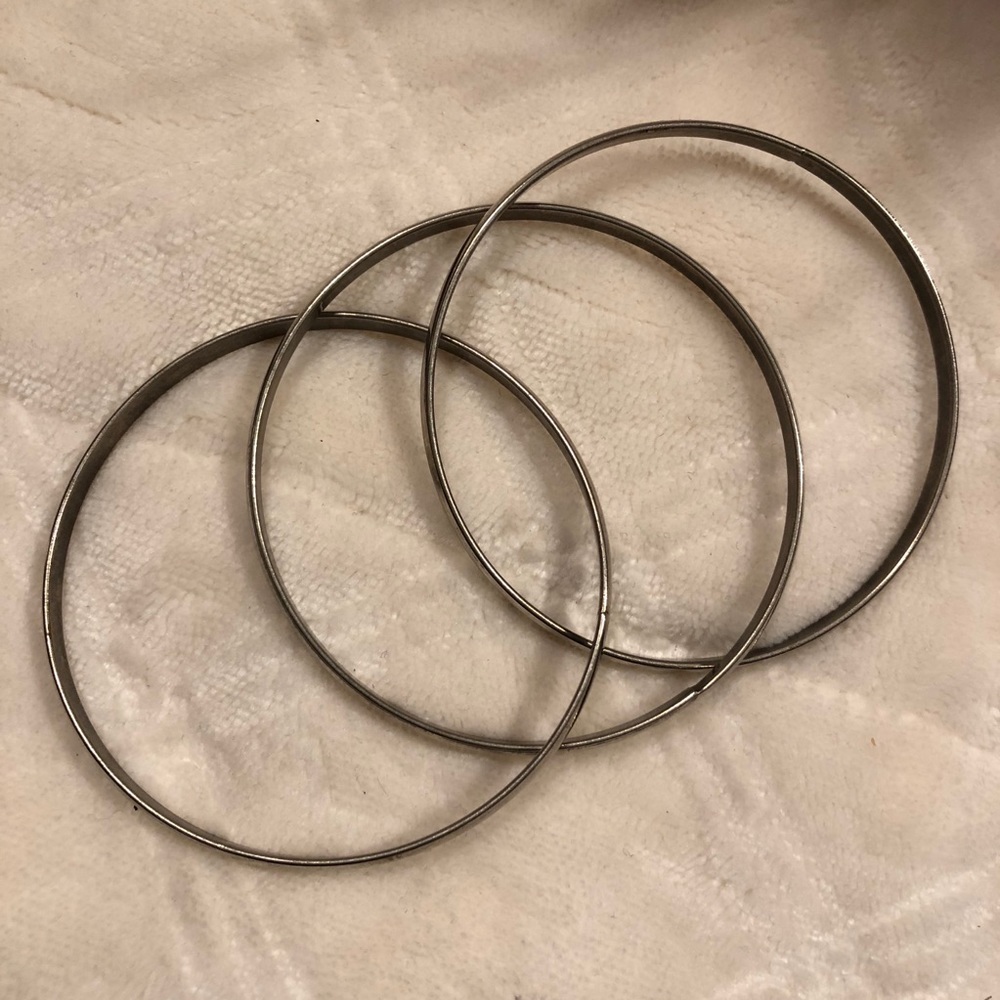 3 Interlocking Bangle Bundle - Picture 6 of 7